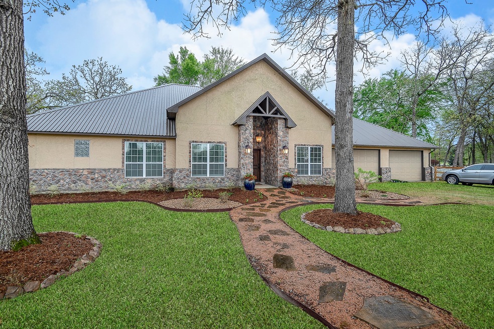 34334 High Point Dr, Magnolia, TX 77355 - photo 1