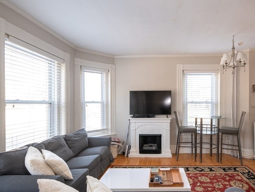 128 Magazine St unit 2, Cambridge, MA 02139 - photo 1