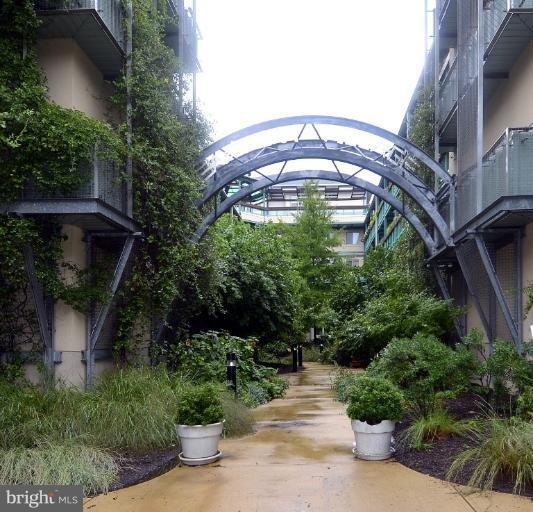 Eastern Village Cohousing unit 201, Silver Spring, MD 20910 - photo 1