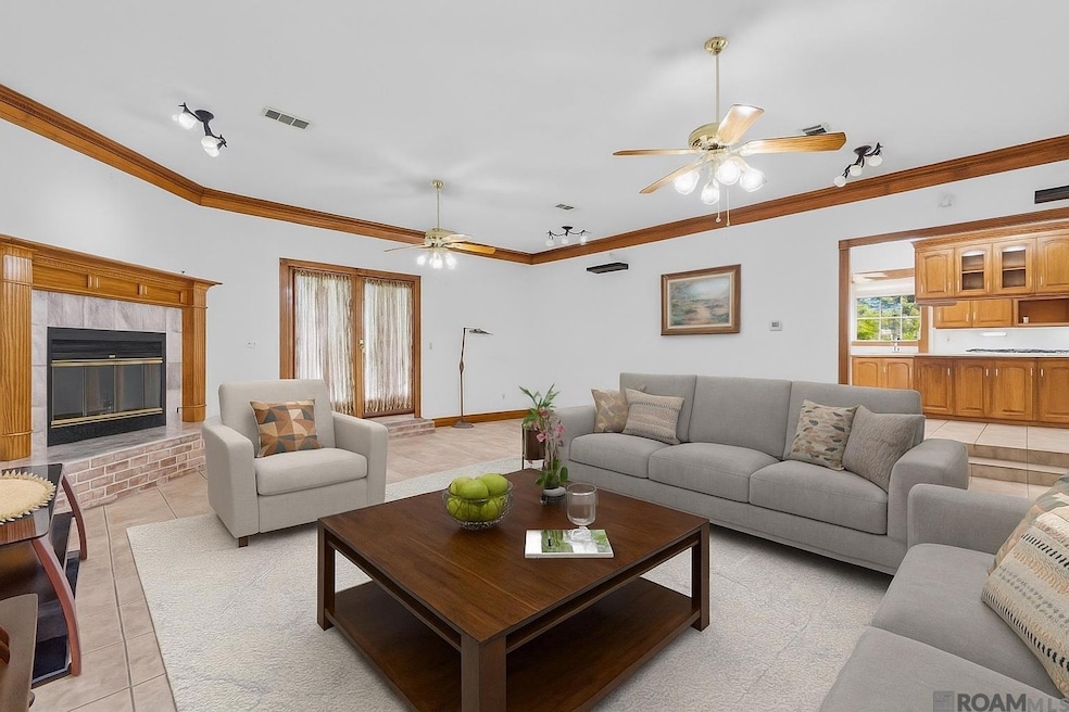 6168 Brewerton Rd, Gonzales, LA 70737 - photo 1