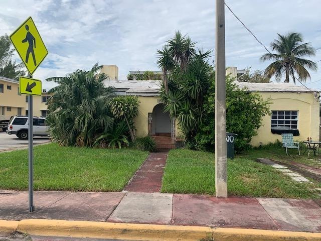 7800 Byron Ave unit 3, Miami Beach, FL 33141 - photo 1