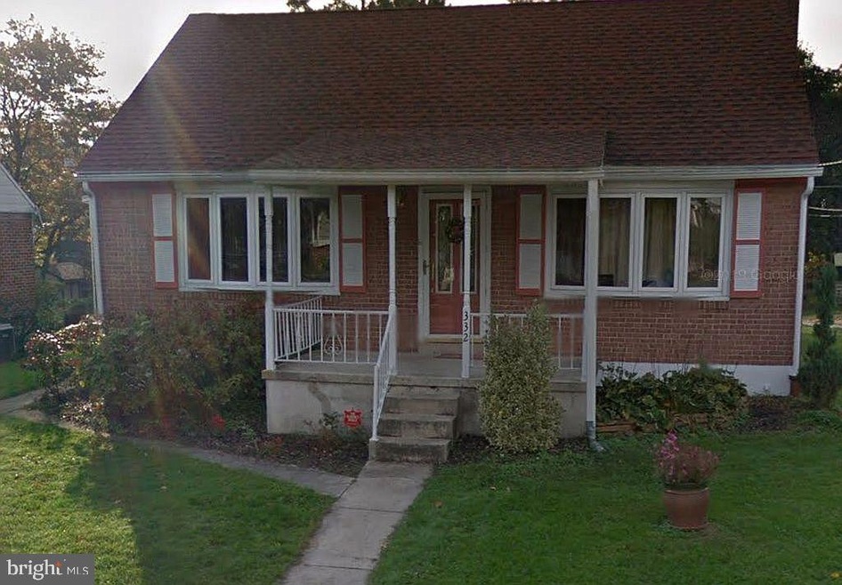 332 Roosevelt Ave, Reading, PA 19605 - photo 1