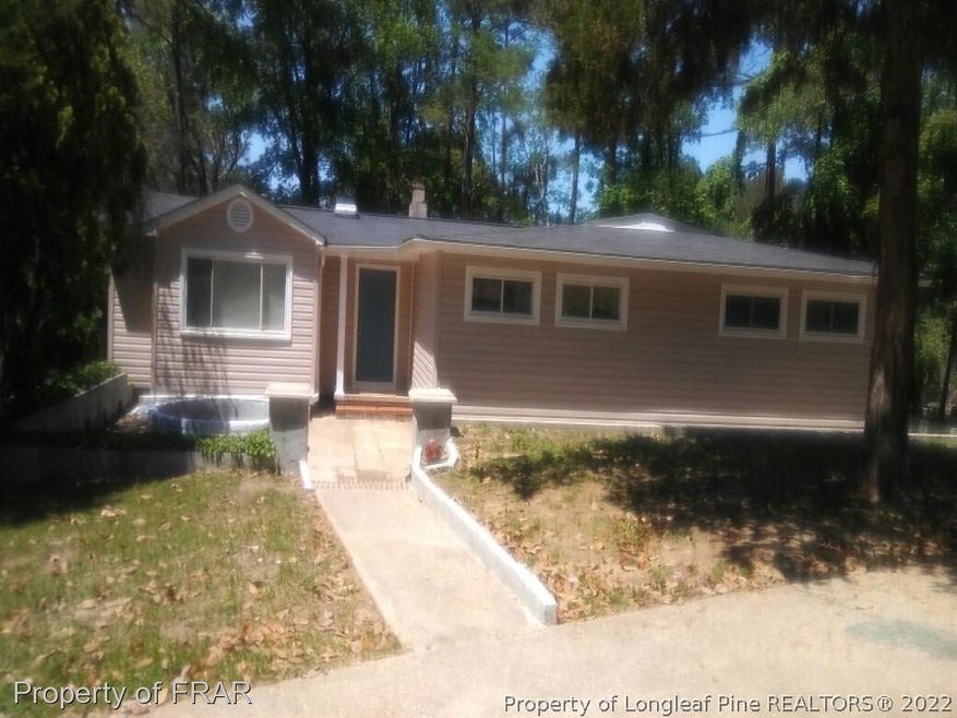 7600 Deerwood Dr, Fayetteville, NC 28303 - photo 1