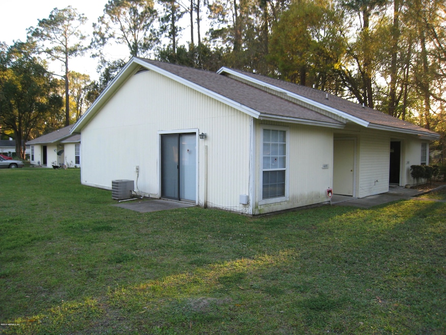 5326 Comanche St unit 401, Jacksonville, FL 32205 - photo 1