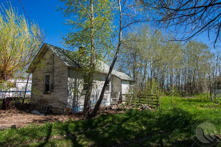 Exterior view from Barry Ave side