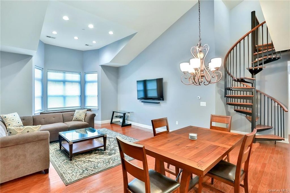 1408 Round Pointe Dr, Haverstraw, NY 10927 - photo 1