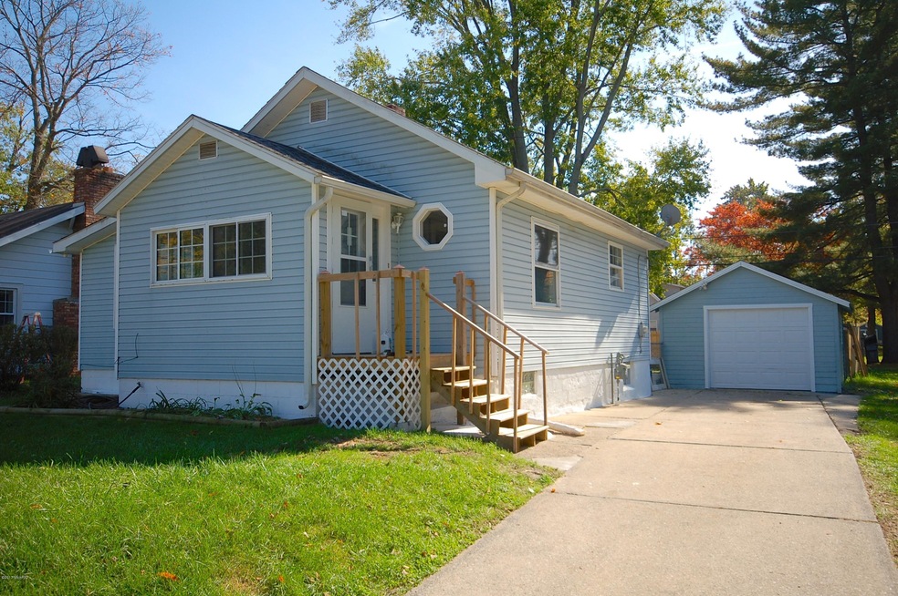 1542_MapleSt_1