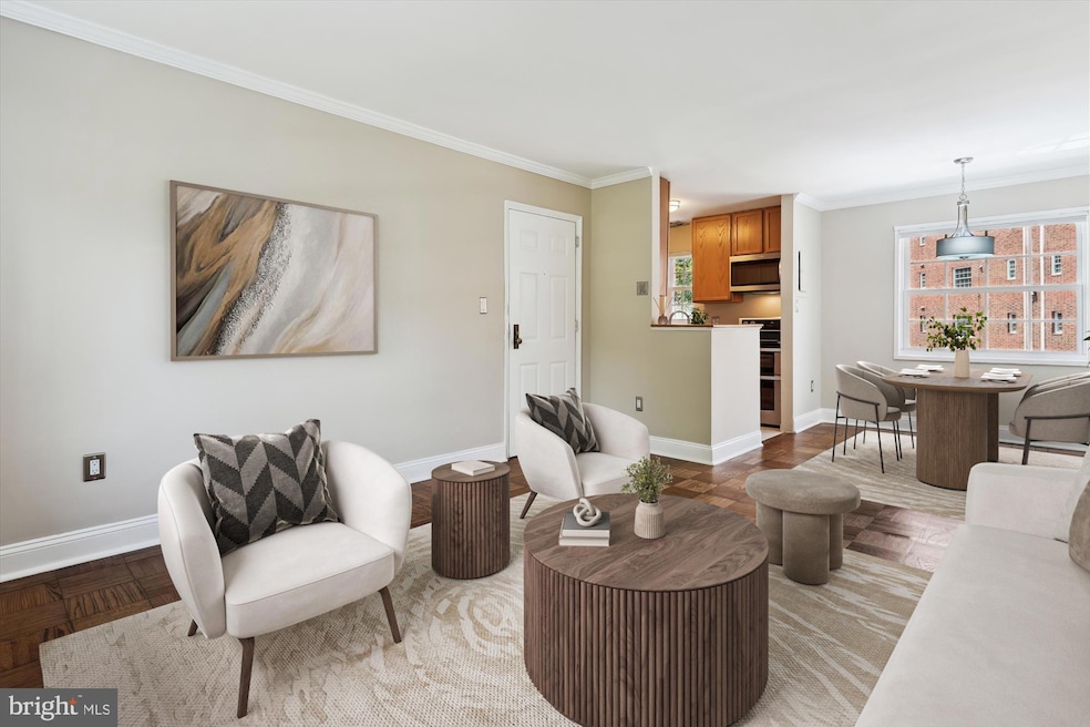 1634 W Abingdon Dr unit 102, Alexandria, VA 22314 - photo 1