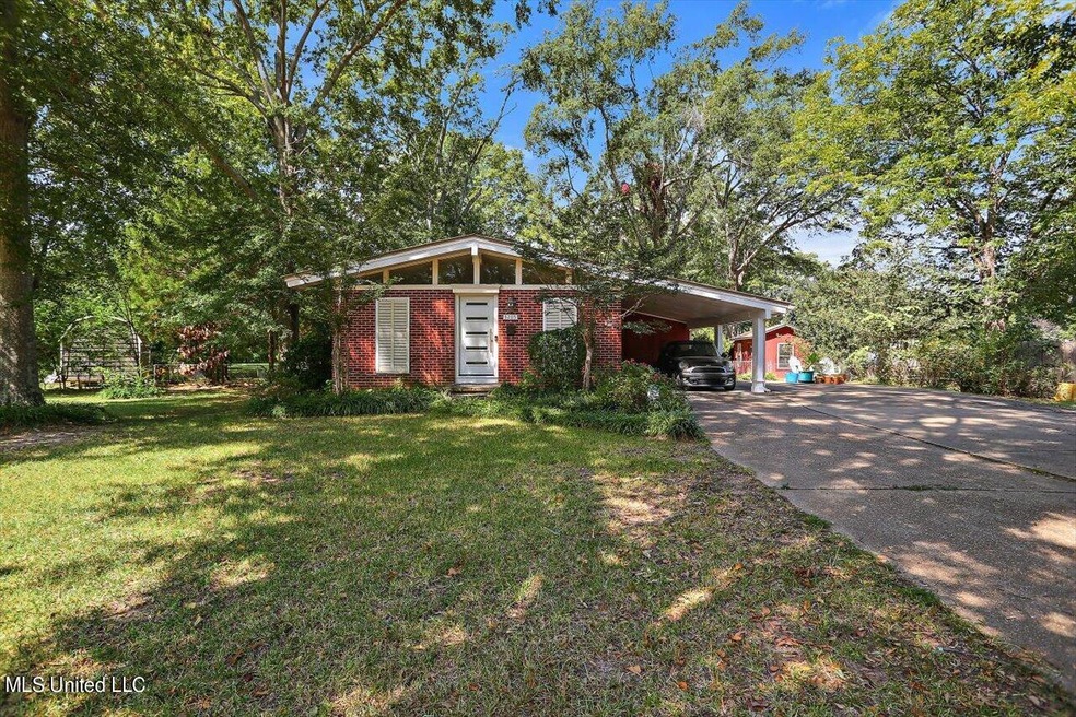 01-3205 Eastland Dr