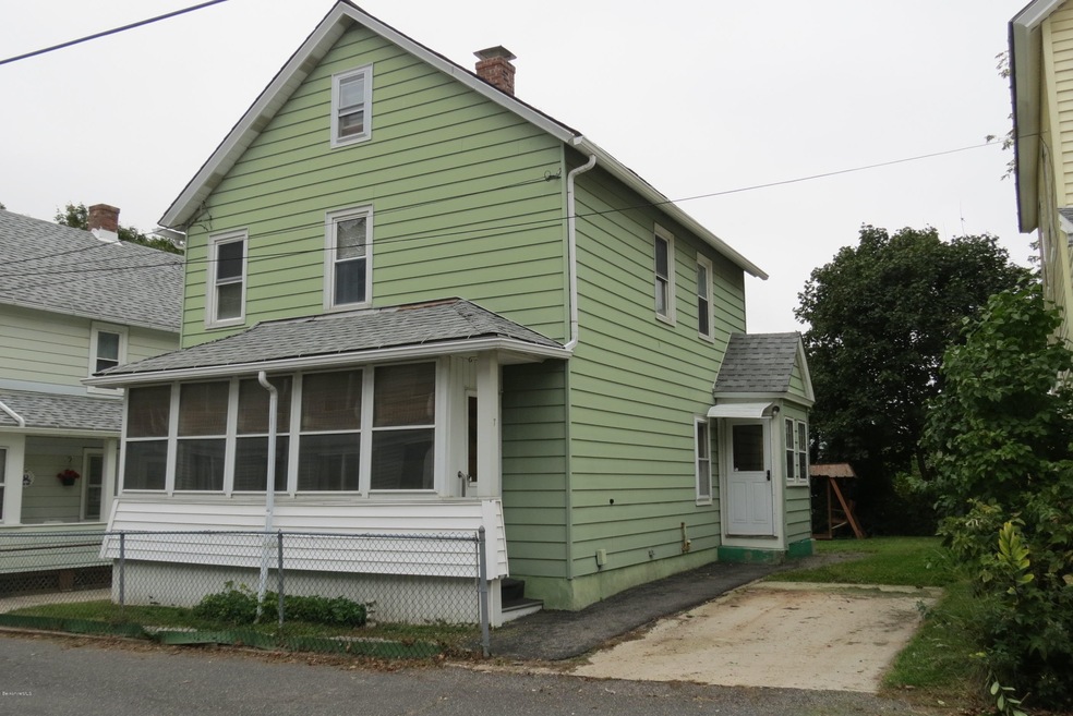 Affordable 4 bedroom home!