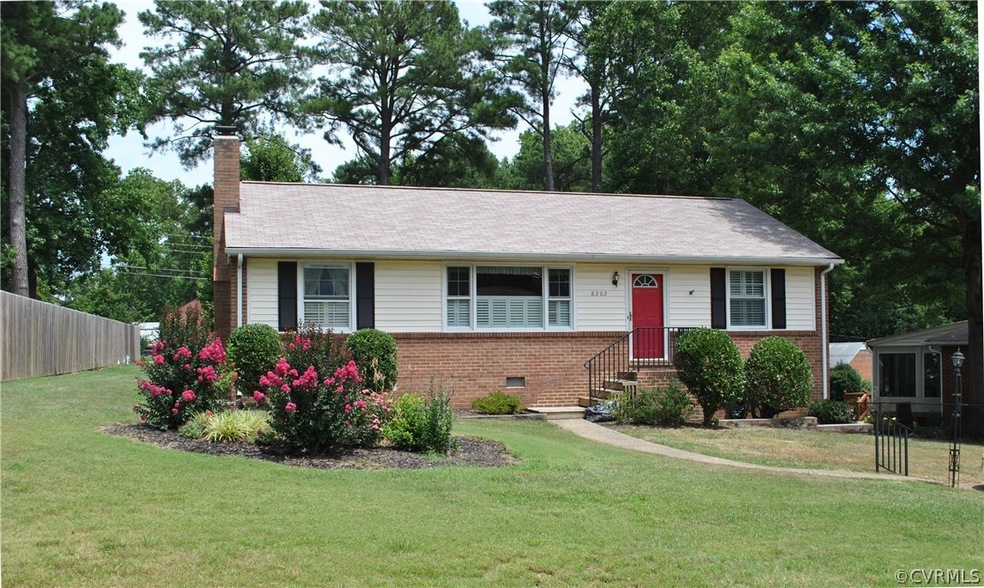 8202 Reinland Dr, Henrico, VA 23294 - photo 1