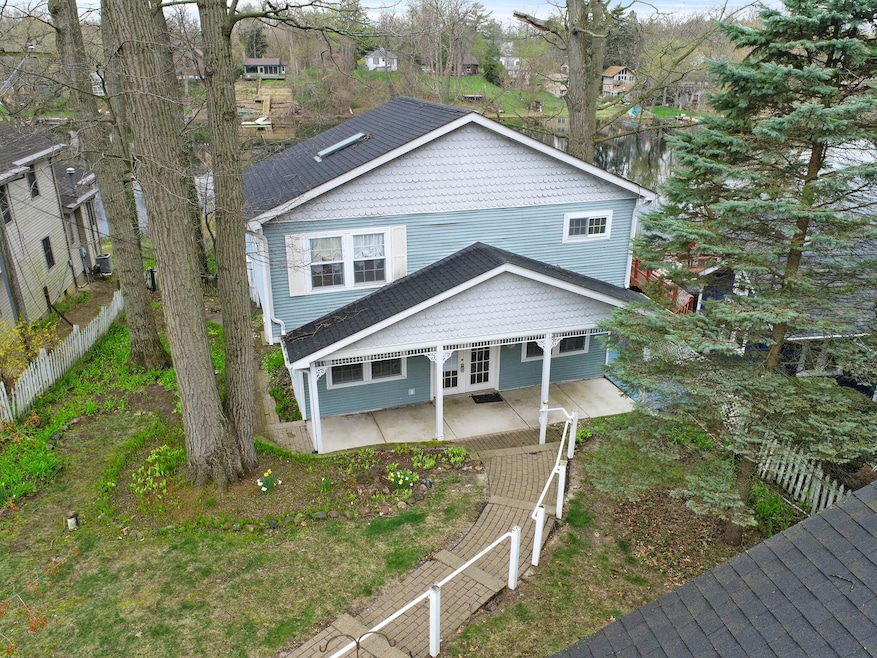 Under Contract $469,000