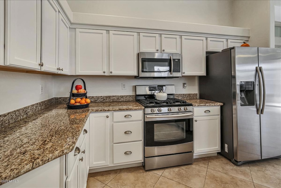 KItchen with Gas Stove