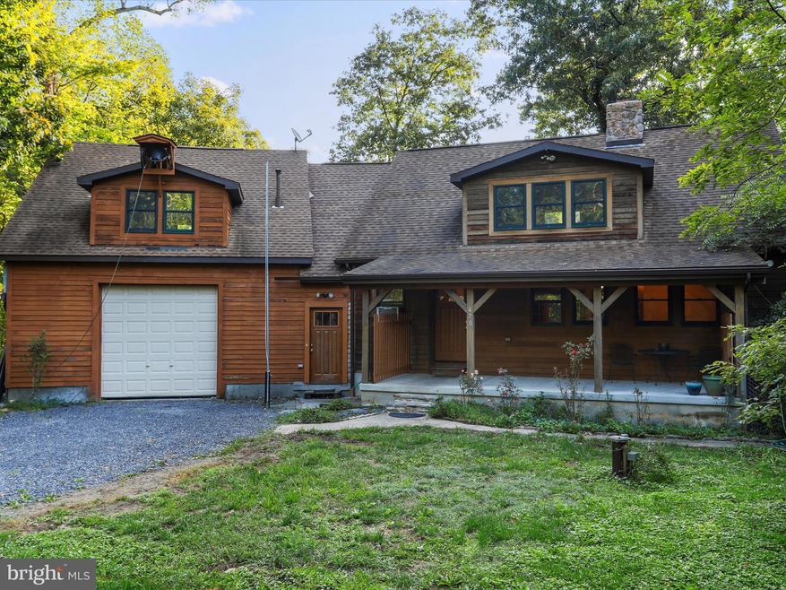 470 Tonoloway Point Cir, Great Cacapon, WV 25422 - photo 1