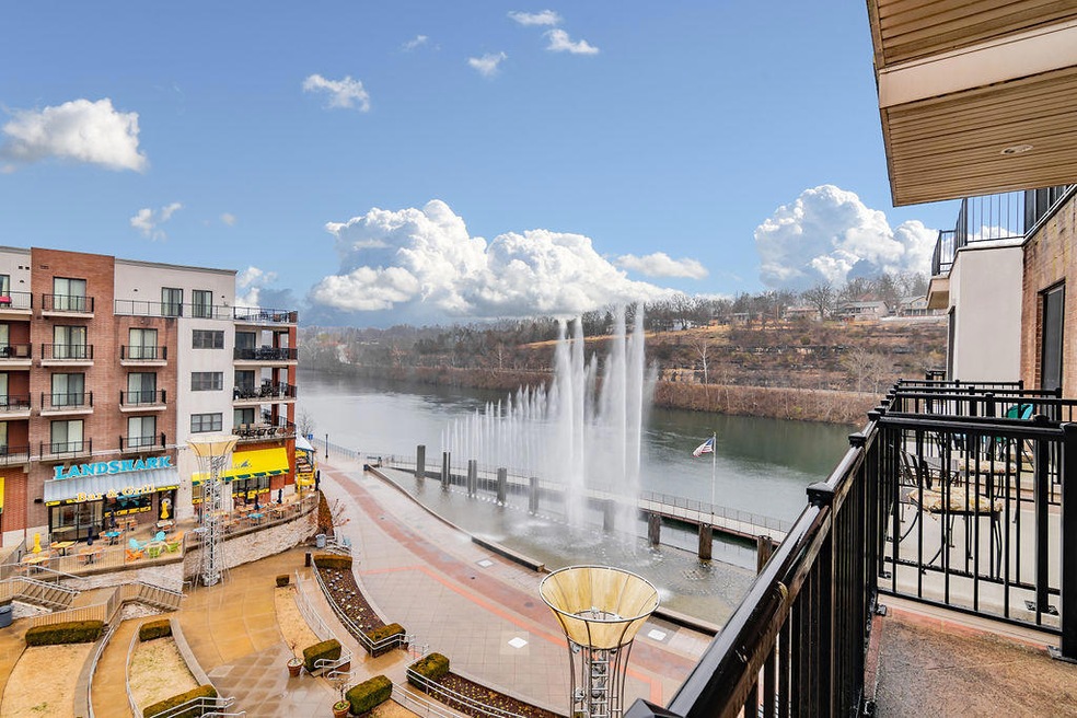 Beautiful Lake View!