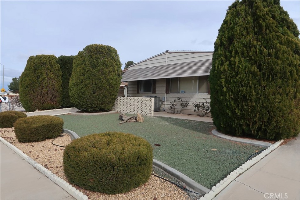 13927 Riviera Dr, Victorville, CA 92395 - photo 1