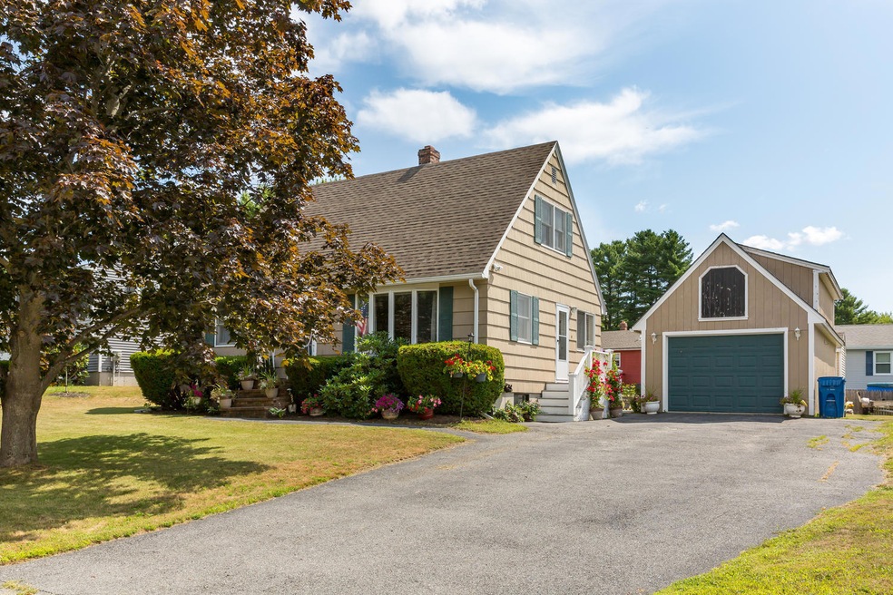 49 Euclid Ave Portland ME-large-001-035-