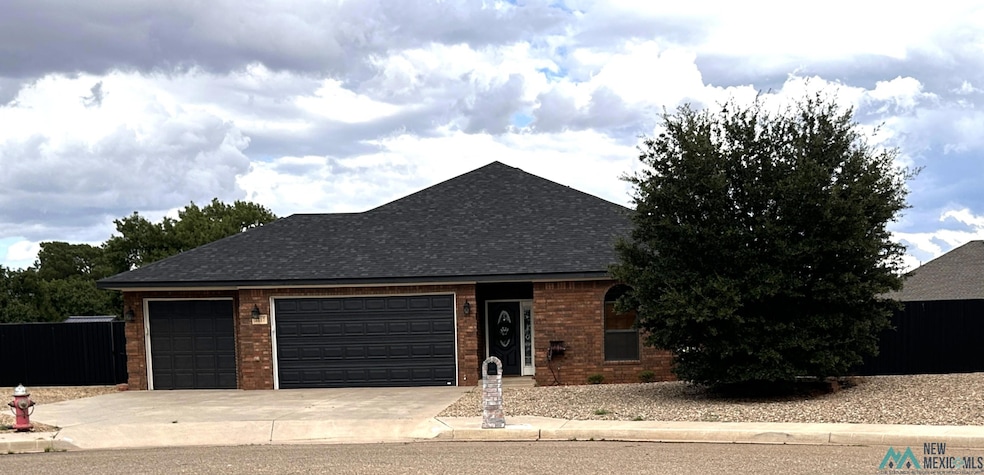 2217 Jadyn Ln, Clovis, NM 88101 - photo 1