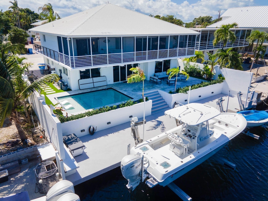 For Sale $2,900,000 • Co-Listing Agent