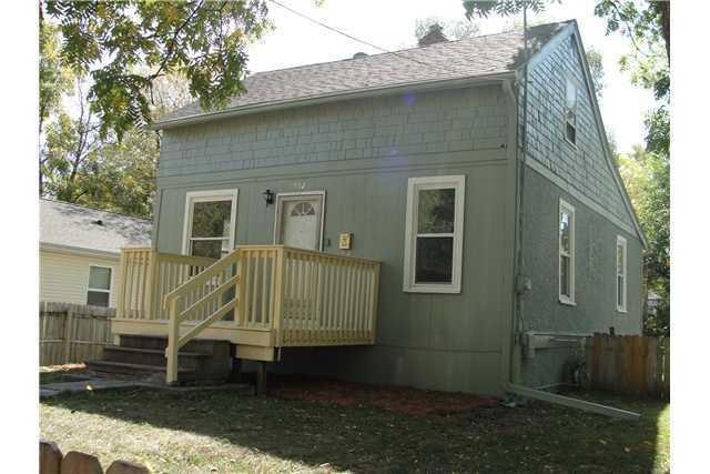 1902 Franklin Ave, Des Moines, IA 50314 - photo 1