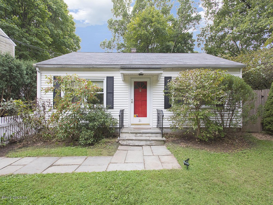 21 Maple Dr, Old Greenwich, CT 06870 - photo 1