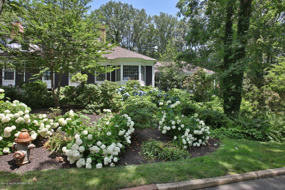 8 Berkeley Square Brielle NJ-large-002-3
