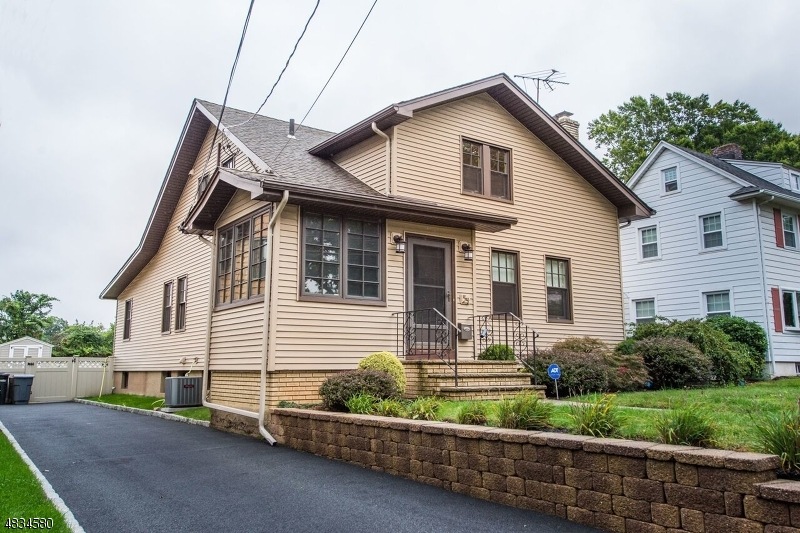 54 Athenia Ave Aka 52, Clifton City, NJ 07013 - photo 1