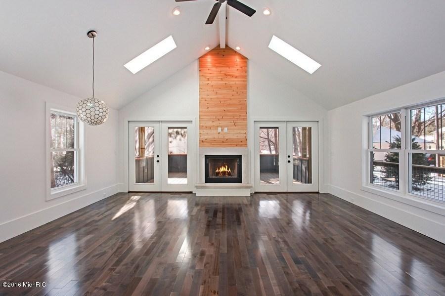 16059 Knack Ln, Union Pier, MI 49129 - photo 1