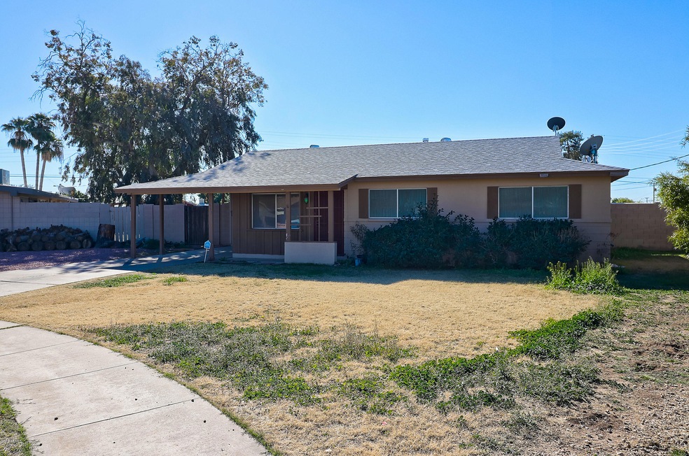 3553 W Lawrence Ln, Phoenix, AZ 85051 - photo 1