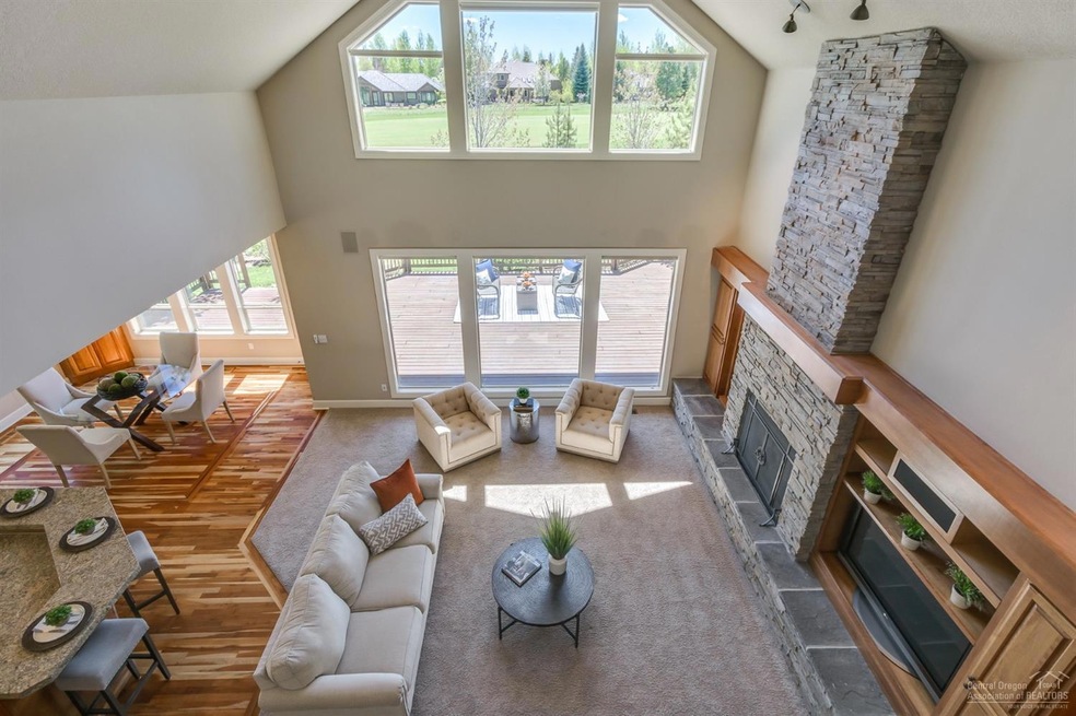 19317 Soda Springs Dr, Bend, OR 97702 - photo 1