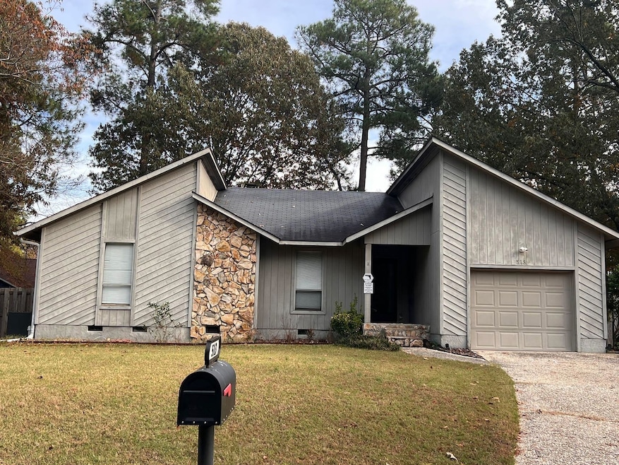 513 Andrea Ct, Fayetteville, NC 28314 - photo 1