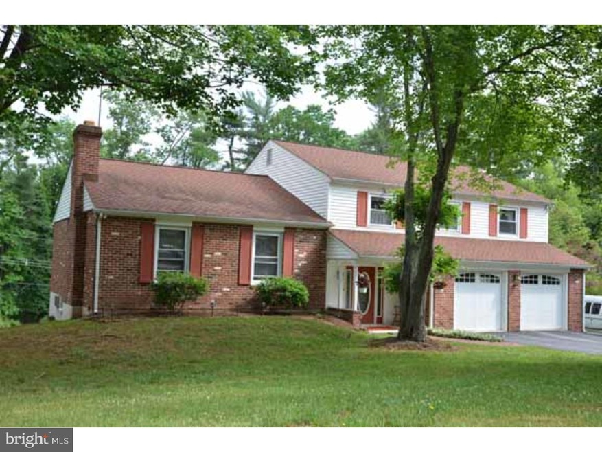 72 S Forge Manor Dr, Phoenixville, PA 19460 - photo 1