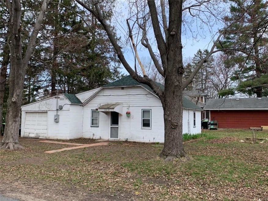116 17th St NE, Menomonie, WI 54751 - photo 1