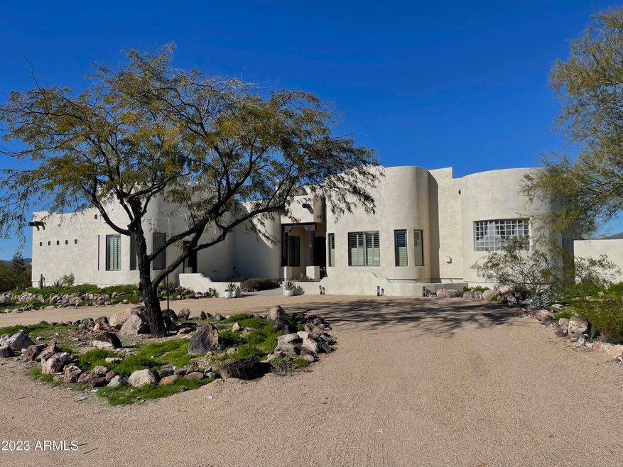 11th way Front of house