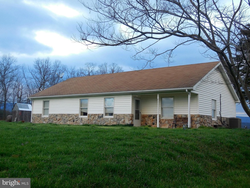 93 Francis Place, Berkeley Springs, WV 25411 - photo 1