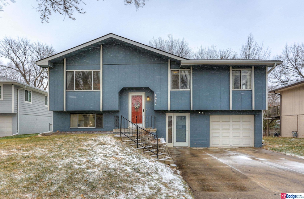 4617 N 130th Cir, Omaha, NE 68164 - photo 1