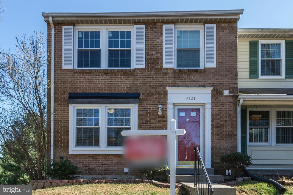 19121 Partridge Wood Dr, Germantown, MD 20874 - photo 1