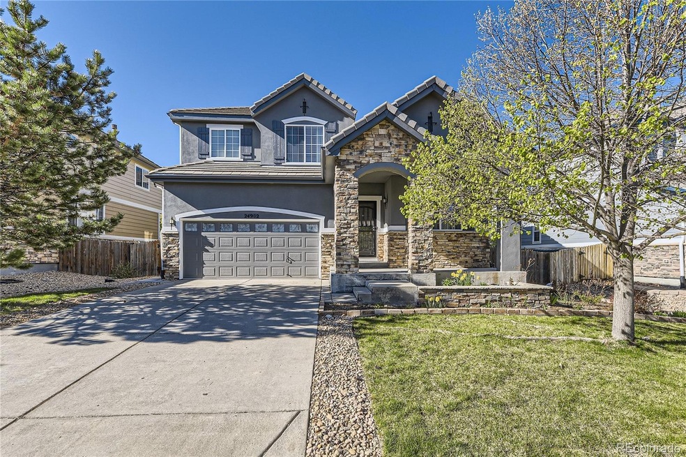 24902 E Hoover Place, Aurora, CO 80016 - photo 1
