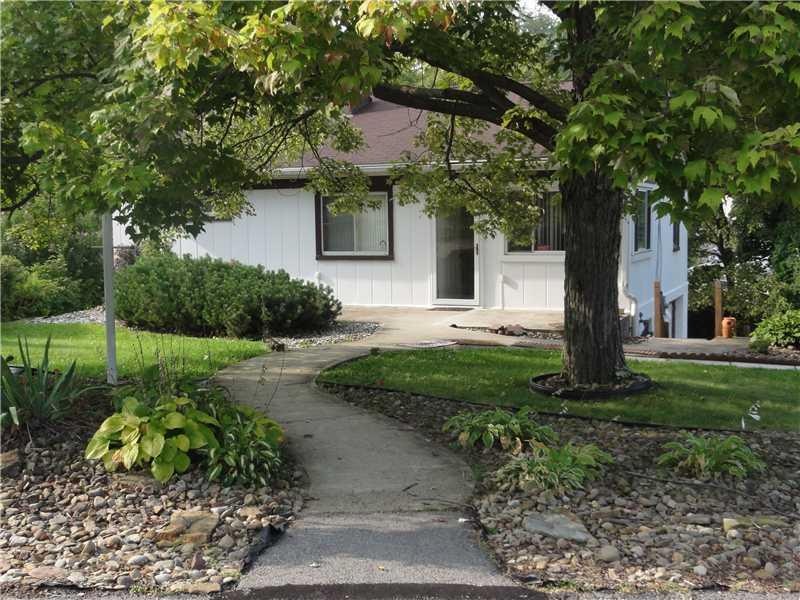 Exterior Front. Charming ranch in great neighborho