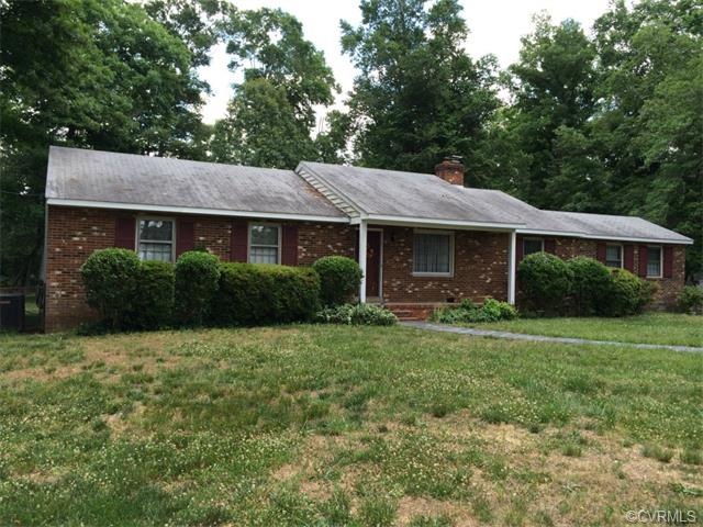 Large, brick rancher in Atlee High School District