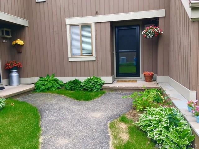 24 Heritage Cir unit B, Southbury, CT 06488 - photo 1