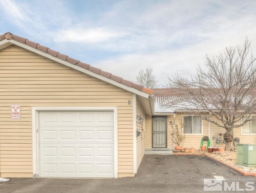 1065 Bradley Square, Sparks, NV 89434 - photo 1