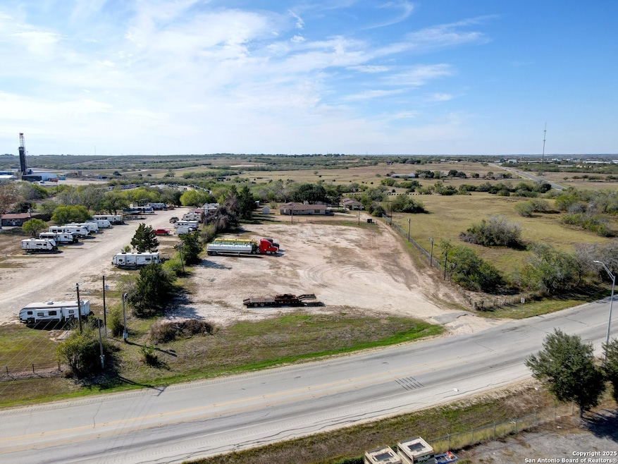 298 Sh-239, Kenedy, TX 78119 - photo 1