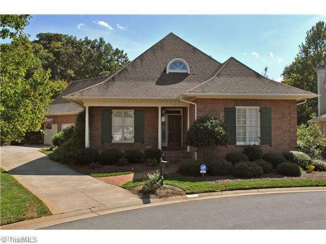 Exterior Front. Copperfield - a small patio home community on Winston-Salem s westside: a growing area convenient to shopping, major arteries, strong schools, dining and entertainment