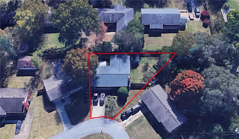 717 NW 6th St, Bentonville, AR 72712 - photo 1