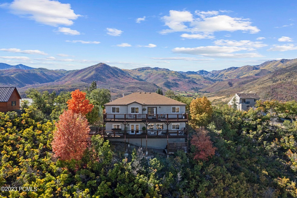 391 Bern Dr, Midway, UT 84049 - photo 1