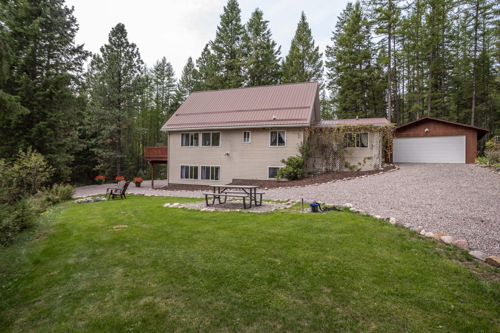 459 Lake Loop Dr, Kalispell, MT 59901 - photo 1