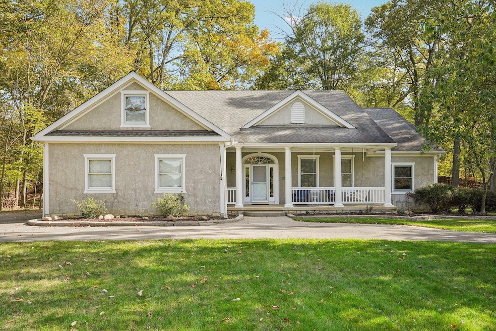 6723 Hawksnest Ct, Westerville, OH 43082 - photo 1