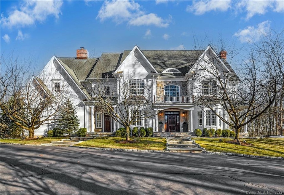 75 Wild Duck Rd, Stamford, CT 06903 - photo 1