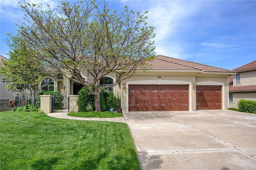 20216 W 90th Terrace, Lenexa, KS 66220 - photo 1